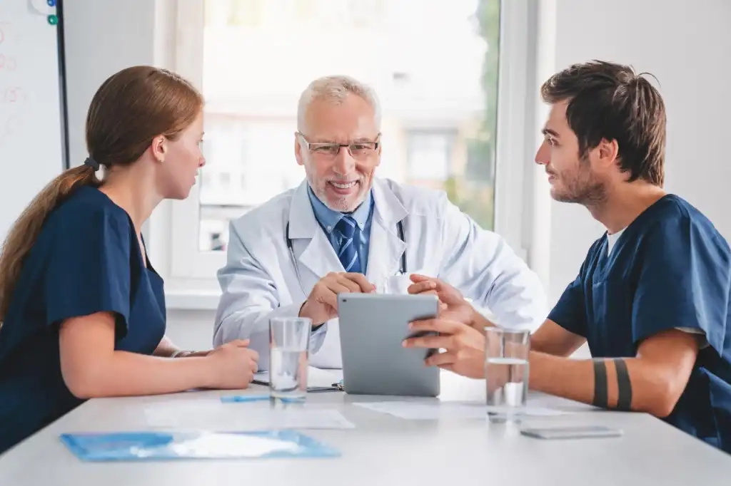 Benefits of Understanding International Health Insurance Early